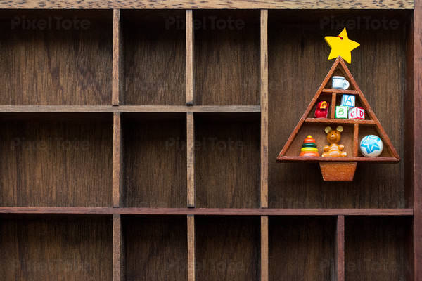 Christmas Ornament in a Wooden Box